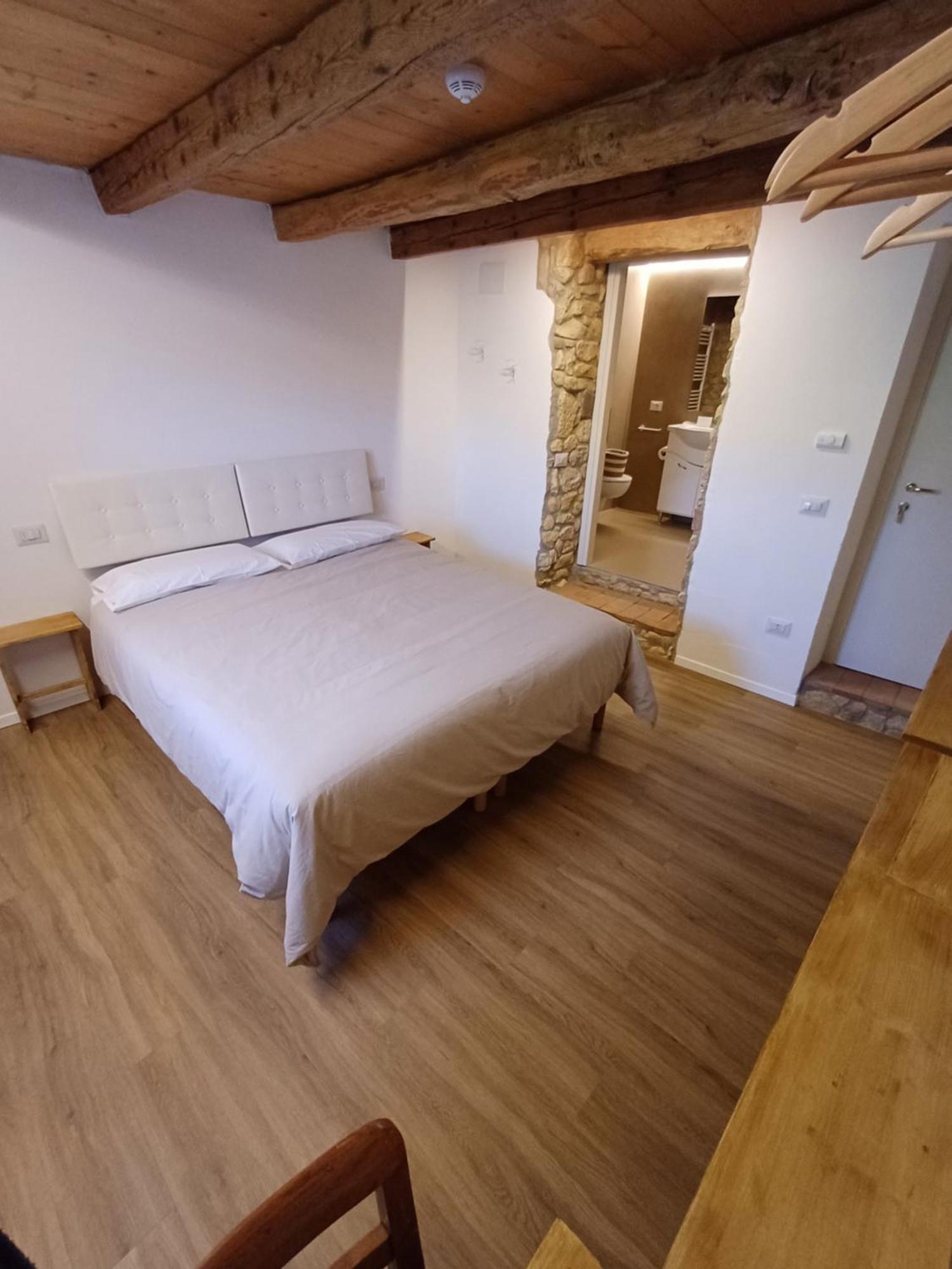 Al Colle Rooms Montebello Vicentino Ngoại thất bức ảnh